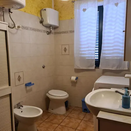 Semesterbostad Casa In Centro SantʼAntìoco